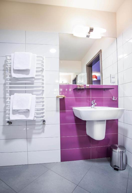 Hotel Arsenal Gliwice Zimmer foto