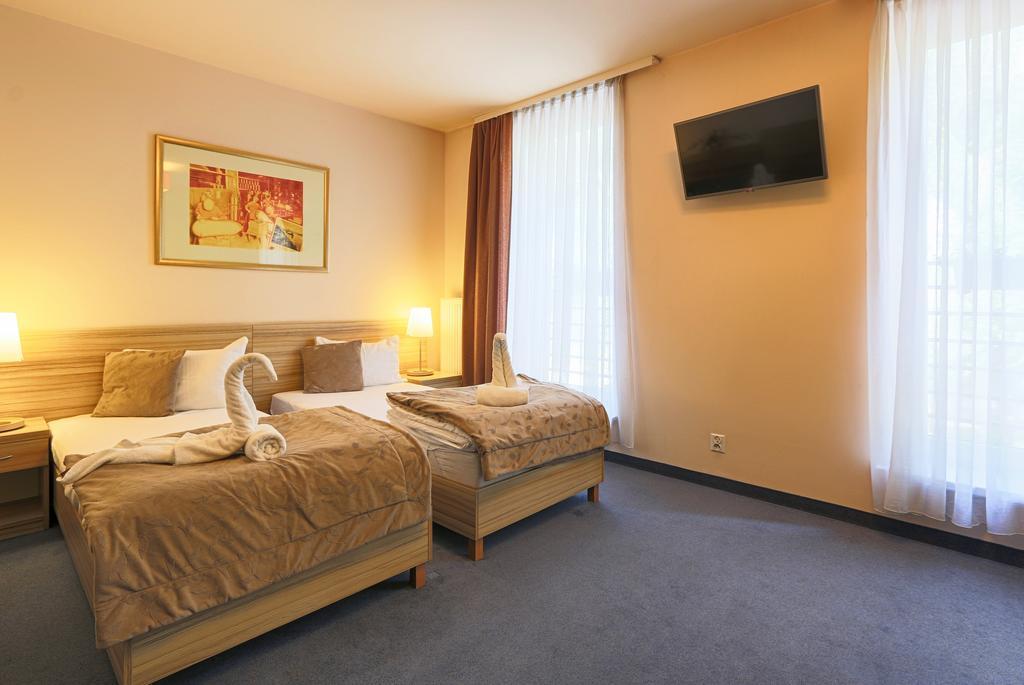 Hotel Arsenal Gliwice Exterior foto